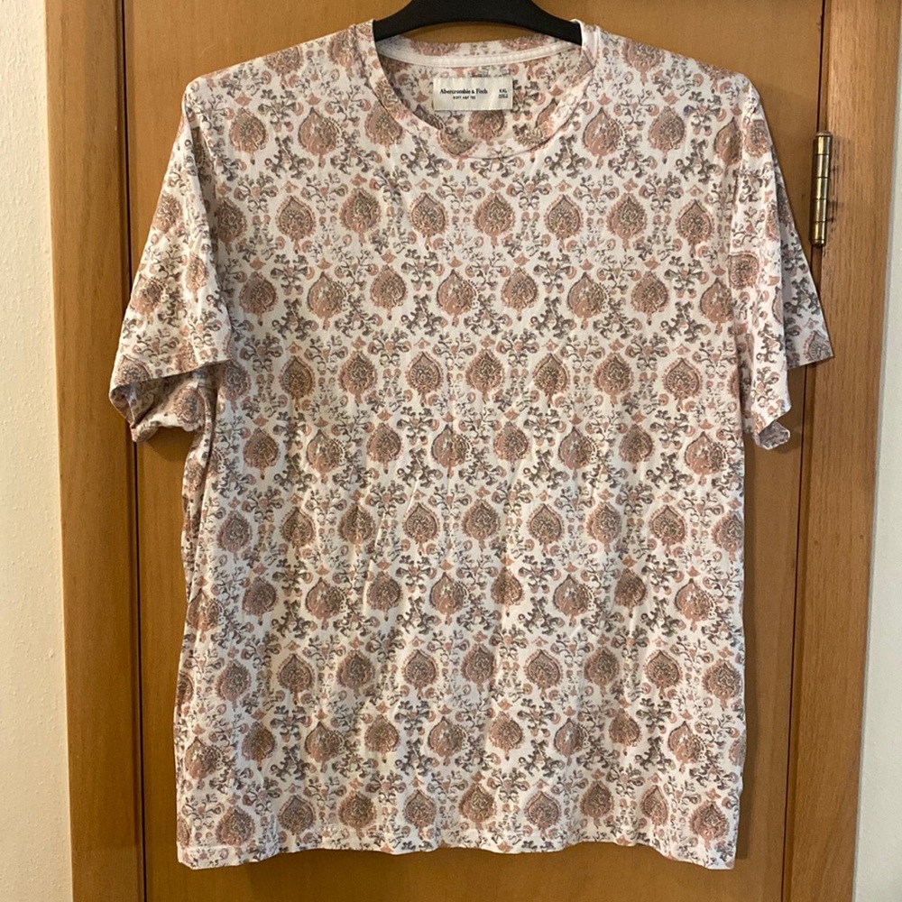 Floral Patterned Short Sleeve Tee